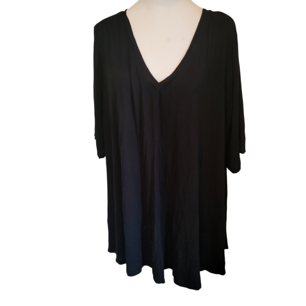 Lane Bryant Plus Tee Black sz 26/28